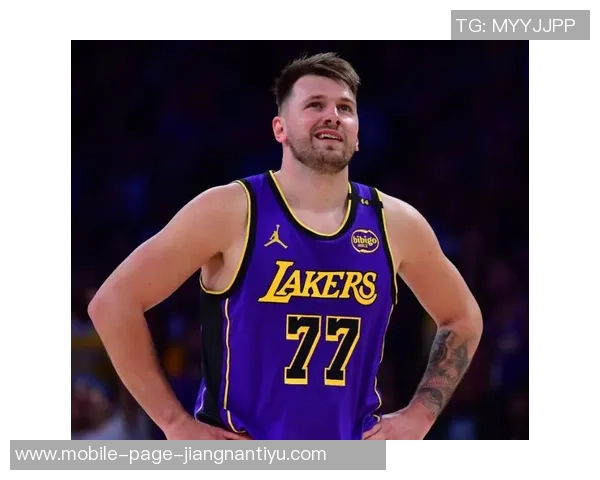 艾顿谈东契奇挡拆战术对手竟然派出四人包夹应对